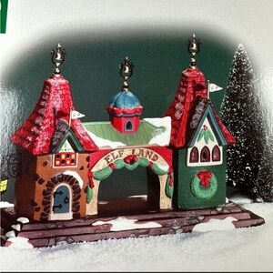VTG Department 56 “Welcome To Elf Land” Gateway Entrance North Pole Heritage